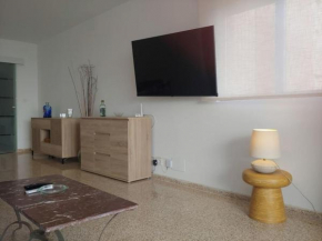 Lory's flat
